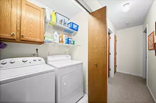 1128 Walnut Grove Dr, Norton Shores, MI 49441 - Photo 10