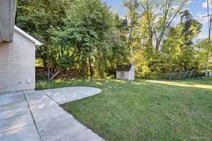 624 E Main St, Brighton, MI 48116 - Photo 26