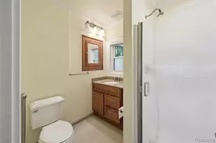 624 E Main St, Brighton, MI 48116 - Photo 12