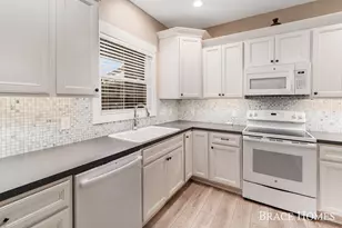 8119 Byron Creek Dr SW, Byron Center, MI 49315 - Photo 6