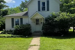 302 S Maple St, Sturgis, MI 49091 - Photo 1