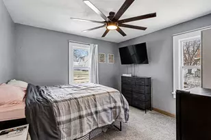 302 S Maple St, Sturgis, MI 49091 - Photo 8