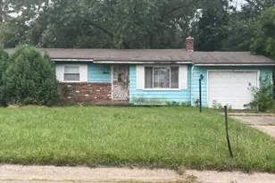 3365 Ridgecliffe Dr, Flint, MI 48532 - Photo 2