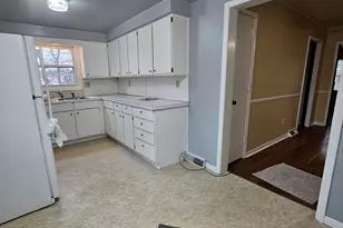 414 Quarterline St, Portland, MI 48875 - Photo 8