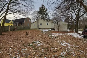 414 Quarterline St, Portland, MI 48875 - Photo 22
