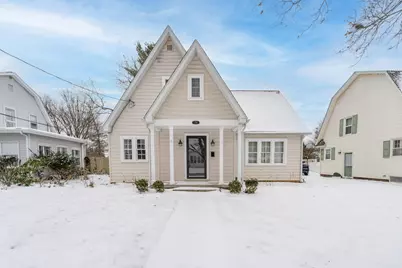 729 Edgemoor Avenue, Kalamazoo, MI 49008 - Photo 1