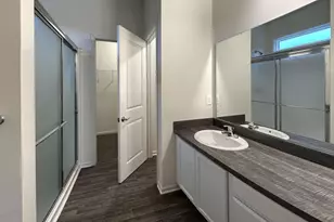 3134 Apple Blossom Wy, Monroe, MI 48161 - Photo 2