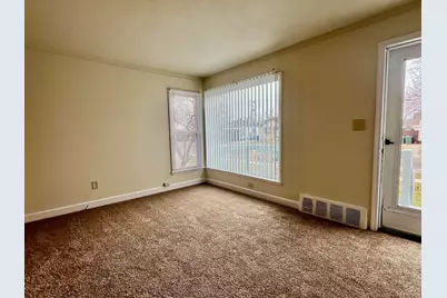 622 Mayflower Avenue, Lincoln Park, MI 48146 - Photo 12
