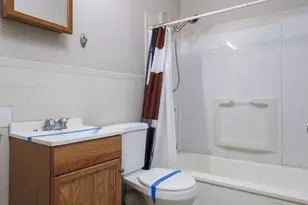 621 E Meyers Ave, Hazel Park, MI 48030 - Photo 8