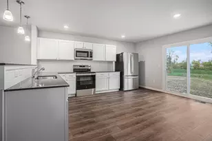 604 Arizona Blvd, Three Rivers, MI 49093 - Photo 6