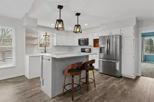 61833 Bayshore Dr, Sturgis, MI 49091 - Photo 8