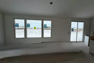 11685 Cherrybud Dr, Holland, MI 49424 - Photo 4