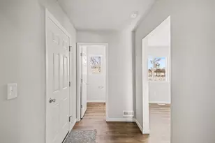 1200 Cedarwood Dr, Greenville, MI 48838 - Photo 8