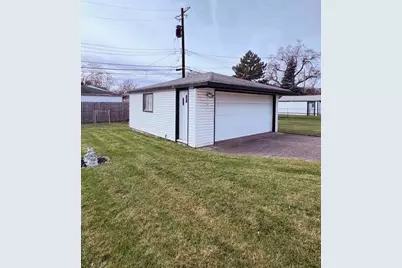 2735 Margaret Street, Melvindale, MI 48122 - Photo 2