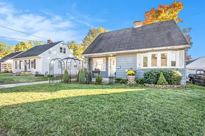 856 Colrain Street SW, Wyoming, MI 49509 - Photo 2