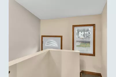 110 N Thompson Street, Jackson, MI 49202 - Photo 28