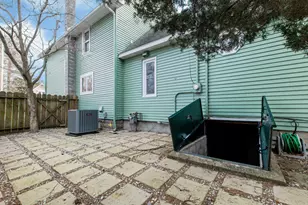 266 Bailey Ave, South Haven, MI 49090 - Photo 26