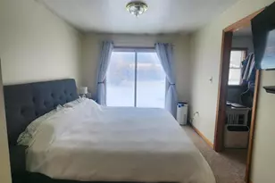 39400 Roslyn Dr, Sterling Heights, MI 48313 - Photo 6