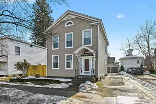 327 Monroe St, Allegan, MI 49010 - Photo 28