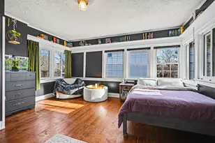 327 Monroe St, Allegan, MI 49010 - Photo 16