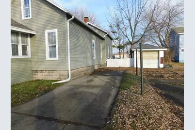 332 3rd Street, Manistee, MI 49660 - Photo 4