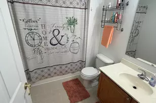 902 Lighthouse Dr, Marysville, MI 48040 - Photo 12