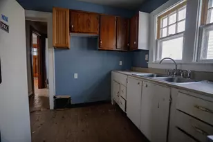 1522 Robertson Ave, Lansing, MI 48915 - Photo 6