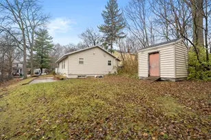 320 Phelps Ave, Kalamazoo, MI 49048 - Photo 22