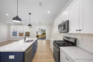 4243 Stratton Blvd SE, Kentwood, MI 49512 - Photo 8