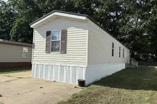 1418 Saskatoon Ave, Norton Shores, MI 49444 - Photo 16