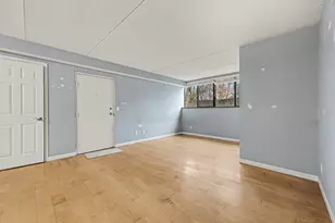 460 E Fulton Street E, Grand Rapids, MI 49503 - Photo 20