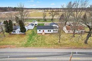 1048 S Kalamazoo Ave, Marshall, MI 49068 - Photo 32