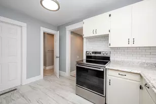 814 Columbus Ave, Benton Harbor, MI 49022 - Photo 12