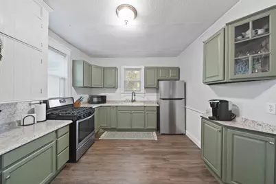 136 E Chestnut Street E, Adrian, MI 49221 - Photo 12