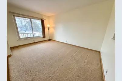 32065 Lakepoint Street, Chesterfield, MI 48047 - Photo 6