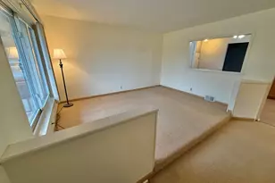 32065 Lakepoint St, Chesterfield, MI 48047 - Photo 4