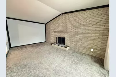 32065 Lakepoint Street, Chesterfield, MI 48047 - Photo 14