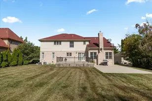 138 Evaline Dr, Troy, MI 48085 - Photo 22