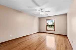 138 Evaline Dr, Troy, MI 48085 - Photo 18