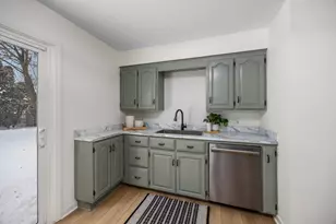 1644 Matilda St NE, Grand Rapids, MI 49503 - Photo 6