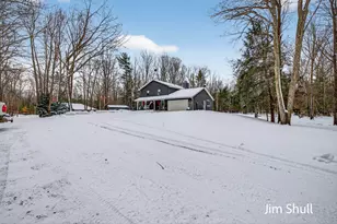 6330 Timberland Dr, Fruitport, MI 49415 - Photo 4