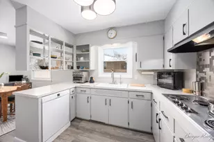 830 Russwood St NE, Grand Rapids, MI 49505 - Photo 8