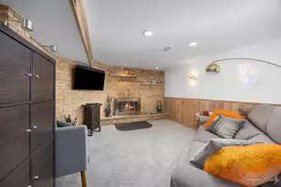 830 Russwood St NE, Grand Rapids, MI 49505 - Photo 20