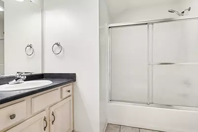 437 Edgewater Court, Coldwater, MI 49036 - Photo 20