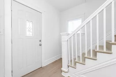 1006 Hays Park Avenue, Kalamazoo, MI 49001 - Photo 2