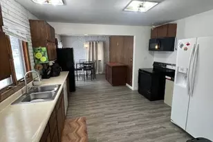 143 60th St SE, Grand Rapids, MI 49548 - Photo 4