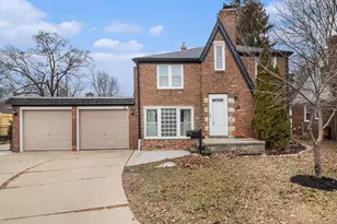 6953 Mayburn St, Dearborn Heights, MI 48127 - Photo 2