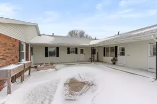 6702 N Wentward Ct, Hudsonville, MI 49426 - Photo 2