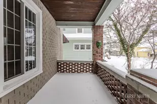 55 Fitch Pl SE, Grand Rapids, MI 49503 - Photo 2