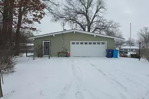 229 Palmer Ave, Colon, MI 49040 - Photo 2
